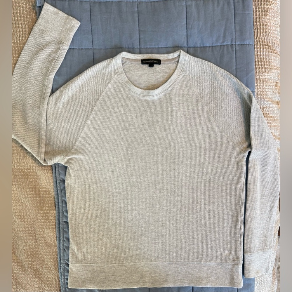 Banana Republic Heather Gray Crewneck Sweatshirt Mens M Textured Cotton